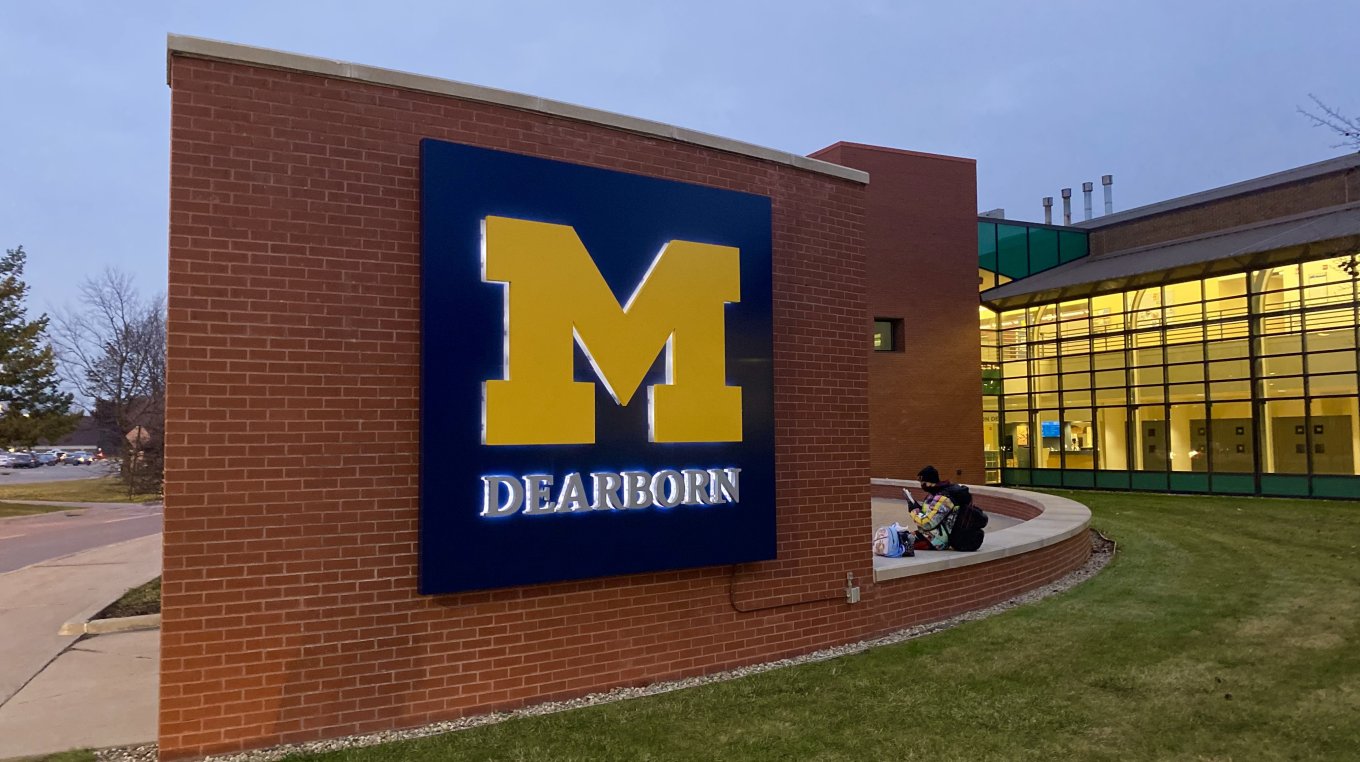 
	 University of Michigan-Dearborn  Undergraduate Scholarships for International Students in USA

	 
